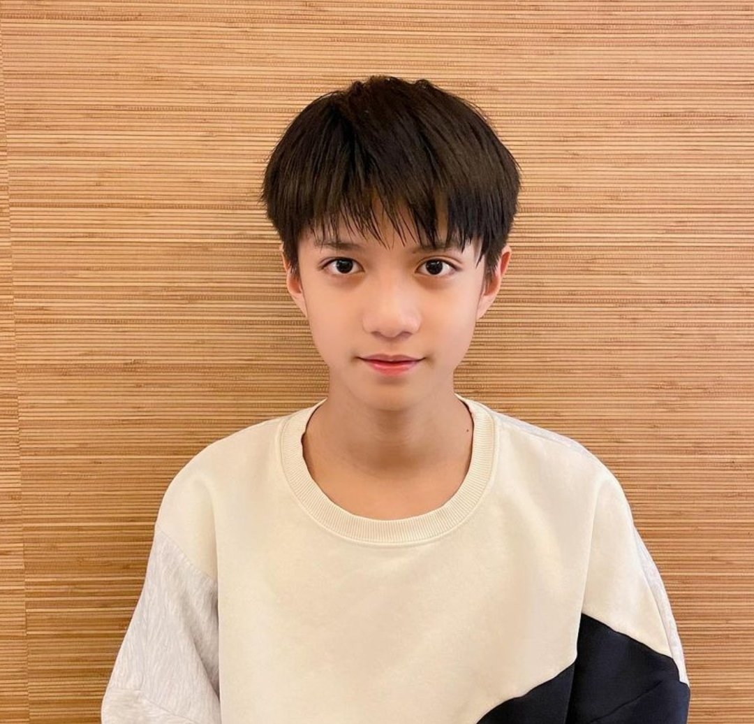 Mevander3's tweet photo. #skinnyboy #superhandsome #sexylip #handsomeboy #supercuteboy #cutestboy #cutenessoverload #handsomepinoy #blueboy #cuteboy #cutepinoy #teenboys #handsomethai #handsomeindo #handsomeviet #tiktokphilippines #tiktokdance #pinoyboy #cowokganteng #cowokcute https://t.co/VkFXoAWMcq