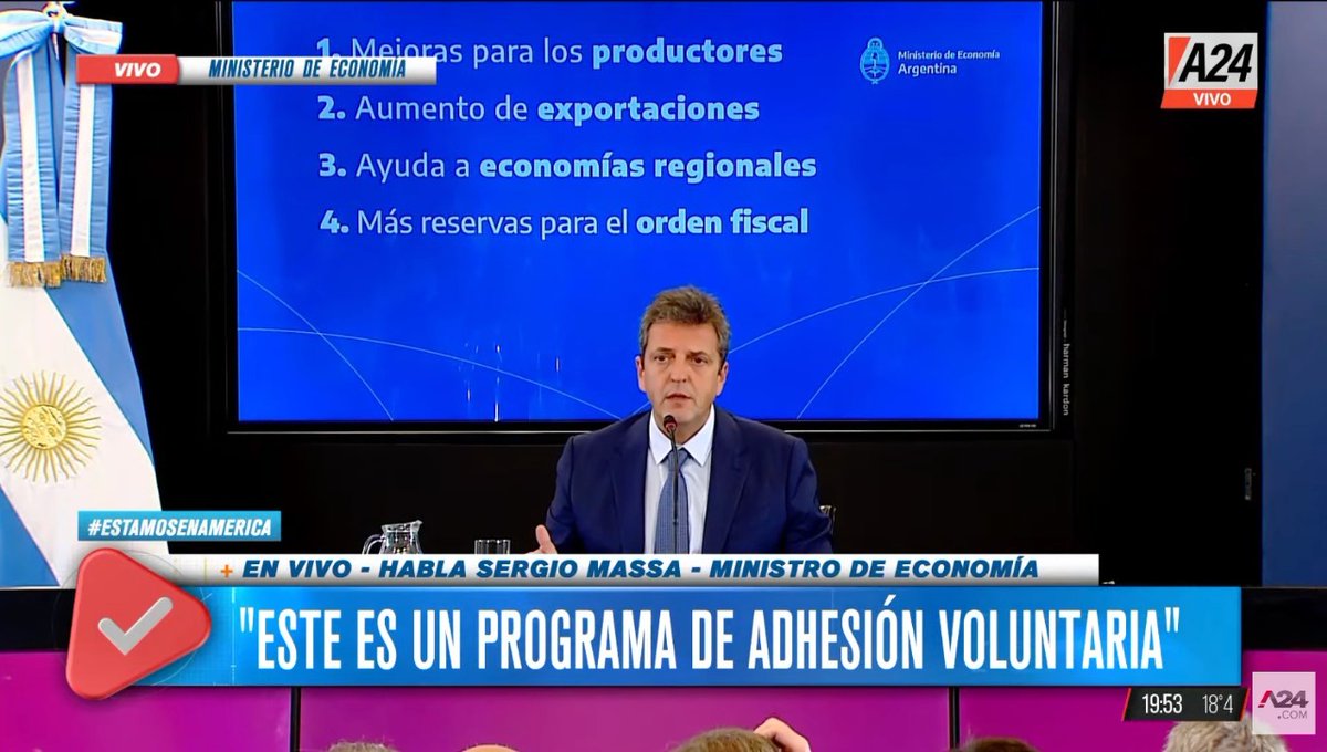 _Raul_Diaz's tweet photo. Los productores deben vender su producto con previsión y tranquilidad. La medida apunta a producir un aumento de exportaciones, ayudar a las economías regionales y sectores vulnerables, y fortalecimiento de reservas para el orden fiscal.
#CrecimientoConInclusión https://t.co/2XGKN3uDLN