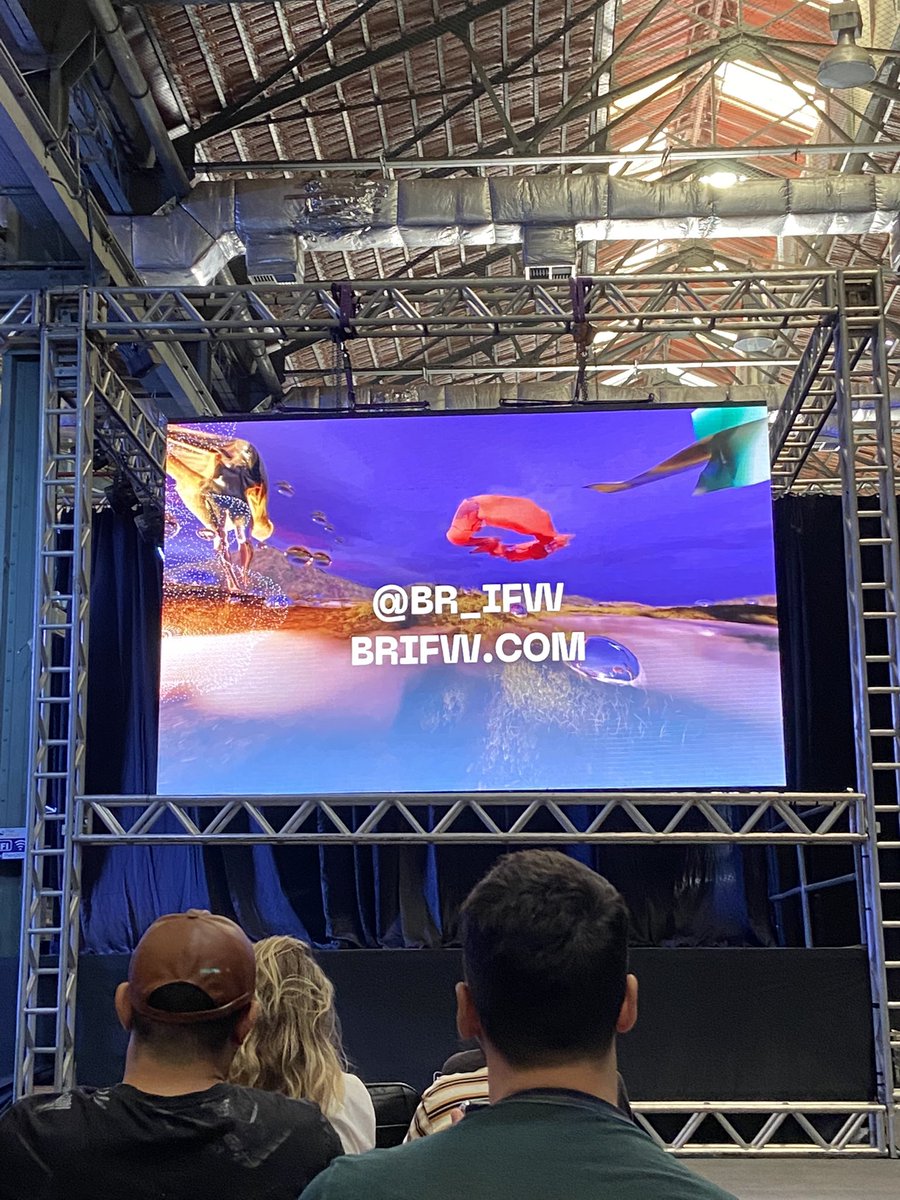 DBloxz's tweet photo. Thrilled to see Brazil 🇧🇷 growing in the Digital Fashion Industry with @br_ifw in @blockchain_rio
Entusiasmado em ver o Brasil 🇧🇷 crescendo na indústria da moda digital ✨
#DigitalFashion #BRIFW #NFTs #BlockchainRio #ModaDigital #NFT https://t.co/NRid8tNlDt
