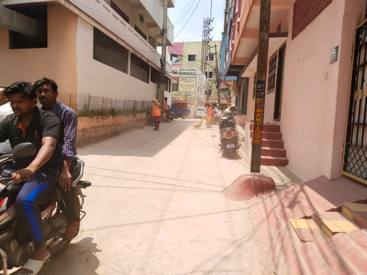 amoh_19's tweet photo. @arifmmx12 @GHMCOnline @CommissionrGHMC Dear citizen, complaint attended https://t.co/ScR2ax9j8T