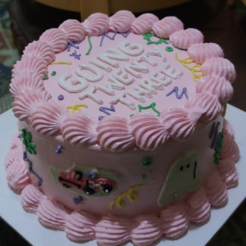 oncegenedays's tweet photo. ito na yata ang fave birthday cake ko

thank you @gguggucakes !! sobrang ganda 🫶🫶

going seventeen cake achieved!! https://t.co/cFDClRqnnP