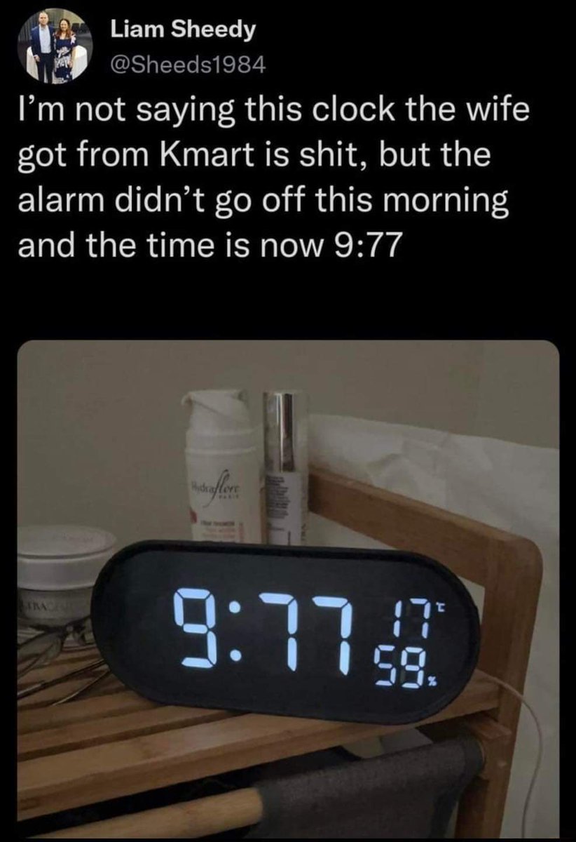 BuryEvidence's tweet photo. 9:77??? I'm late!!!
#ShitClock https://t.co/n7p3hpp95F