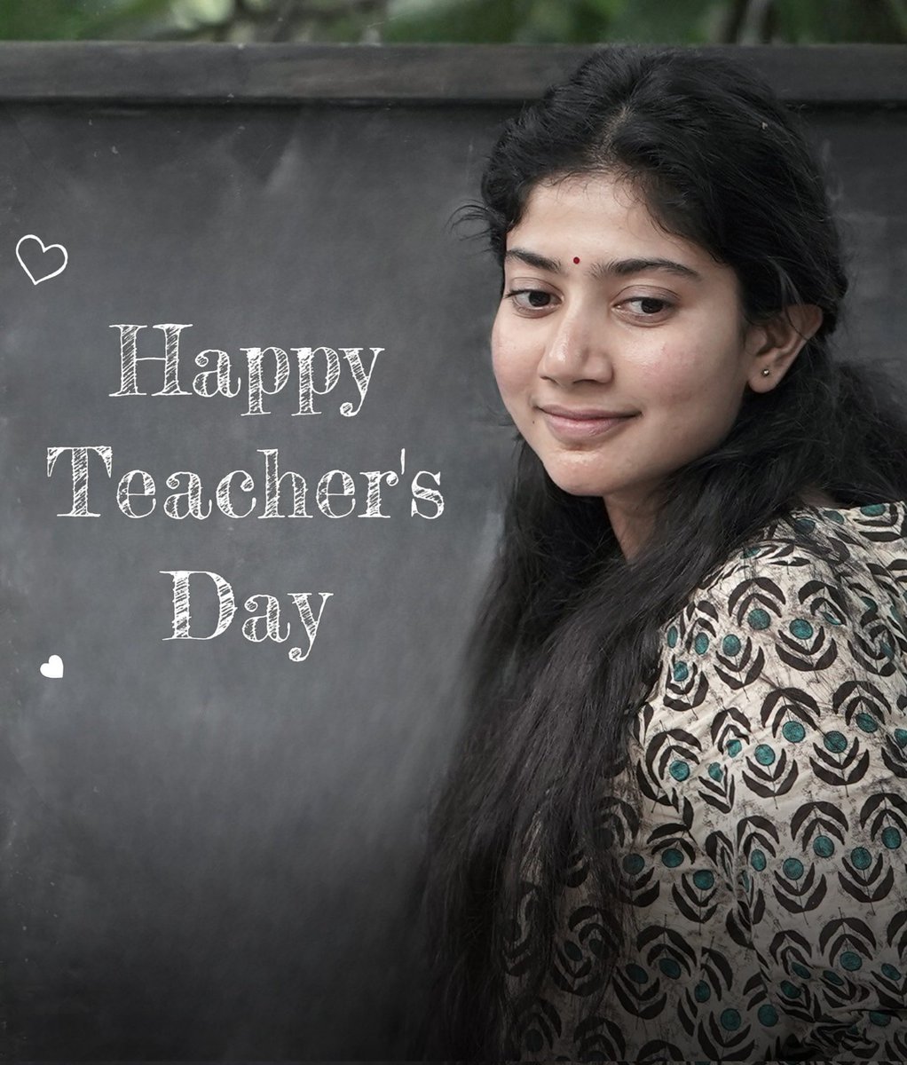 SaipallaviFC's tweet photo. PARENTS r the FIRST TEACHERS in Every1's LIFE🙏...nd then Our teachers n our Inspiration teaches a lot Lessons in Life...wishing all the teachers &amp; MY GURU,MY INSPIRATION @Sai_Pallavi92 🤍 a Happy Teacher's Day!

Matha - Pitha - Guru - Daivam ❤️
#SaiPallavi #HappyTeachersDay https://t.co/u7gMIMLRsW