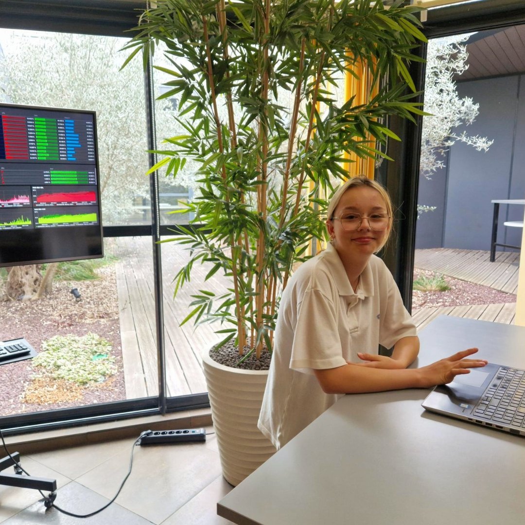 ✅ C'est la rentrée en #apprentissage pour Pauline, qui nous rejoint afin d'apprendre le métier pour devenir technicienne numérique 🤖

📆 Elle démarre sa formation de Bac Professionnel Systèmes numériques option C réseaux informatiques et systèmes communicants (RISC) 🚀