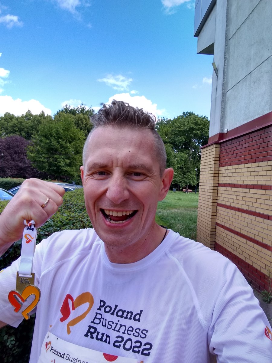 visiona_com's tweet photo. We did it! We run and supported people with physical disabilities and after mastectomy.

In the 11th edition of Poland Business Run 2022, six 5-person teams represented @VISIONA_com in the largest charity run in 🇵🇱 organized by Fundacja Poland Business Run! 🏃‍♀��🏃 https://t.co/BUEs1Ns06K
