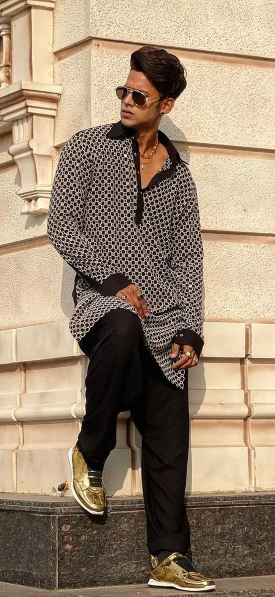 a1ayush's tweet photo. HBD KING BASEER

GREAT HUMAN BEING https://t.co/X8htlhTszv
