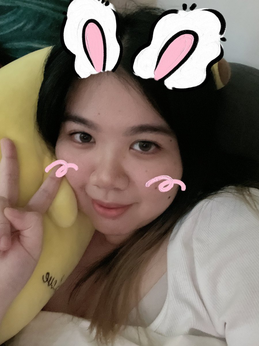 infinoir's tweet photo. Remember to poop while u game and anime all day https://t.co/cpaXXjQXu4