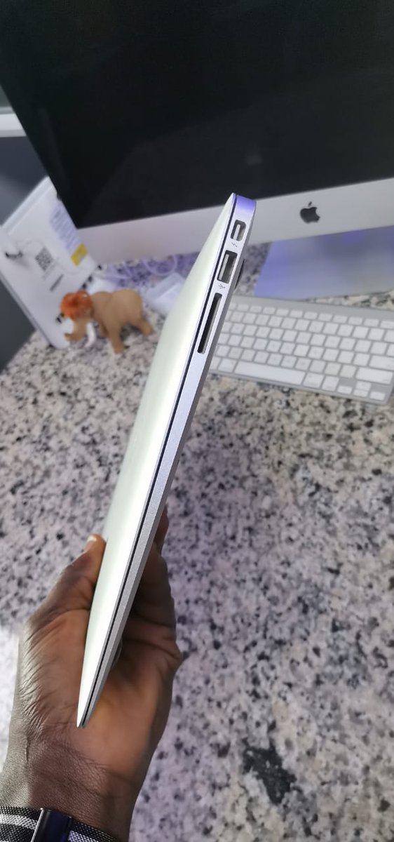 SamsonCLinus's tweet photo. Full Specification
Mac Book Air 2017 Price 300k
Intel i5
8gb ram
256 SSD
OS Monterey
Kindly RT &amp; 💙

Available at GUi computers KD and nation wide delivery call DM 07065699559
#Eriksen #casmiro #barca #coding #programmer #Graphic #dedicated #mac #twitter #ManUtd #kd #kdpc #ukused https://t.co/5miQIi25yQ