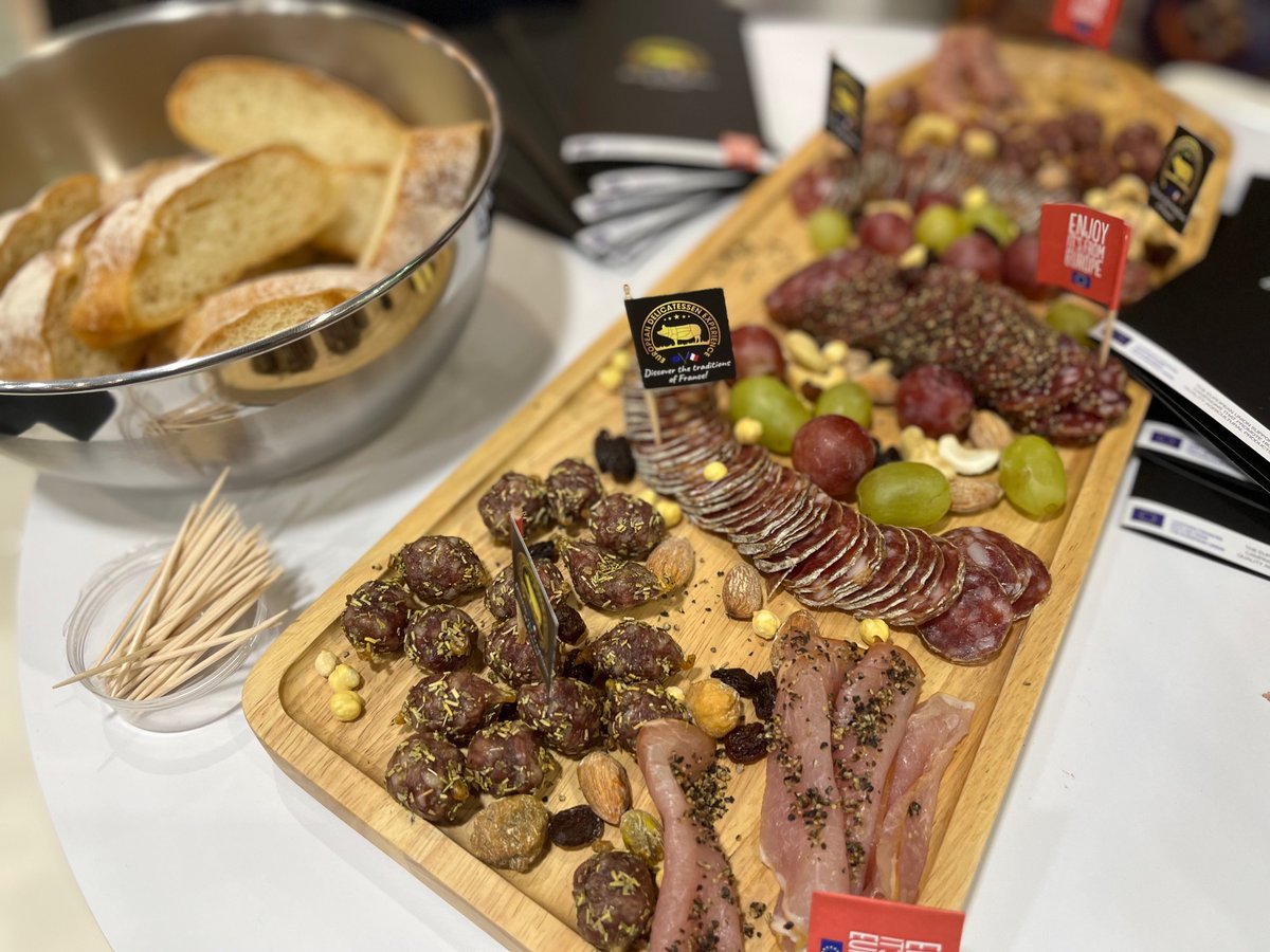 French Chamber Singapore (@frenchchambersg) on Twitter photo ๐๐
๐ฐ๐น๐๐๐ถ๐๐ฒ ๐ง๐ฎ๐๐๐ถ๐ป๐ด๐ ๐ผ๐ณ ๐ฐ๐ต๐ฎ๐ฟ๐ฐ๐๐๐ฒ๐ฟ๐ถ๐ฒ ๐ฝ๐ฟ๐ผ๐ฑ๐๐ฐ๐๐ ๐ผ๐ป ๐ฑ๐๐ต, ๐ฒ๐๐ต ๐ฎ๐ป๐ฑ ๐ด๐๐ต ๐ฆ๐ฒ๐ฝ๐๐ฒ๐บ๐ฏ๐ฒ๐ฟ ๐ฎ๐ฌ๐ฎ๐ฎ ๐ฎ๐ ๐ญ๐ฎ.๐ฏ๐ฌ ๐ฎ๐ป๐ฑ ๐ฏ๐ฝ๐บ at <a href="/foodhotelasia/">Food&HotelAsia</a>, Singapore EXPO ๐ฏ๐ผ๐ผ๐๐ต ๐ฒ๐๐ฐ-๐ฌ๐ญ.
Register now bit.ly/3cqWzln ๐๐
๐ฐ๐น๐๐๐ถ๐๐ฒ ๐ง๐ฎ๐๐๐ถ๐ป๐ด๐ ๐ผ๐ณ ๐ฐ๐ต๐ฎ๐ฟ๐ฐ๐๐๐ฒ๐ฟ๐ถ๐ฒ ๐ฝ๐ฟ๐ผ๐ฑ๐๐ฐ๐๐ ๐ผ๐ป ๐ฑ๐๐ต, ๐ฒ๐๐ต ๐ฎ๐ป๐ฑ ๐ด๐๐ต ๐ฆ๐ฒ๐ฝ๐๐ฒ๐บ๐ฏ๐ฒ๐ฟ ๐ฎ๐ฌ๐ฎ๐ฎ ๐ฎ๐ ๐ญ๐ฎ.๐ฏ๐ฌ ๐ฎ๐ป๐ฑ ๐ฏ๐ฝ๐บ at <a href="/foodhotelasia/">Food&HotelAsia</a>, Singapore EXPO ๐ฏ๐ผ๐ผ๐๐ต ๐ฒ๐๐ฐ-๐ฌ๐ญ.
Register now bit.ly/3cqWzln