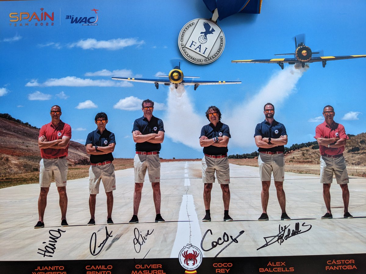 Hispasec (@hispasec) on Twitter photo ¡Grande <a href="/CamiloBenito84/">Camilo Benito - Aerobatic Pilot</a>! Que junto a su equipo,se llevaron la medalla de plata, como subcampeones del mundo en Vuelo Acrobático!
Un orgullo para #Hispasec contar siempre con semejante ´Bestia´.
#camilo #aerobatics #medallaplata #campeonato #Mundo #vuelo #acrobatico ¡Grande <a href="/CamiloBenito84/">Camilo Benito - Aerobatic Pilot</a>! Que junto a su equipo,se llevaron la medalla de plata, como subcampeones del mundo en Vuelo Acrobático!
Un orgullo para #Hispasec contar siempre con semejante ´Bestia´.
#camilo #aerobatics #medallaplata #campeonato #Mundo #vuelo #acrobatico