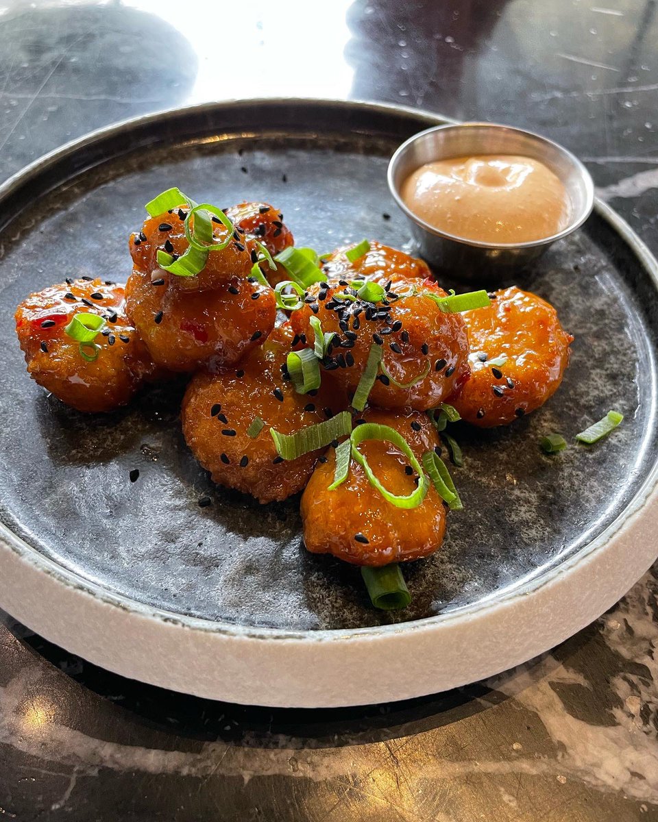Rateit_ksa's tweet photo. زيارة

@wagyu_burger 

 تجربة ممتازة 🤩 و أكل جدا جدا لذيذ ويستحق التجريبة 

١- جودة الآكل 3.5/4
٢- الأسعار 3.5/4
٣- وقت وسرعة الخدمة 3/4
٤- نظافة المكان 2.5/4
٥- الموقع والاجواء 3/4

عندهم جلسات داخليه 

📍موقع المحل 
الرياض، حي السليمانية . https://t.co/qn2zBM3ydK