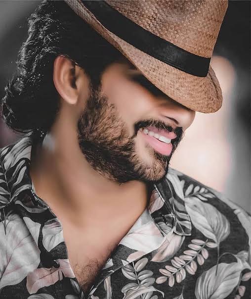 LionBaba66's tweet photo. @headachebaby This is not cowboy getup
But according to some comments
We too have some pics
#StylishKing #AlluArjun https://t.co/4fDxyC0z6R