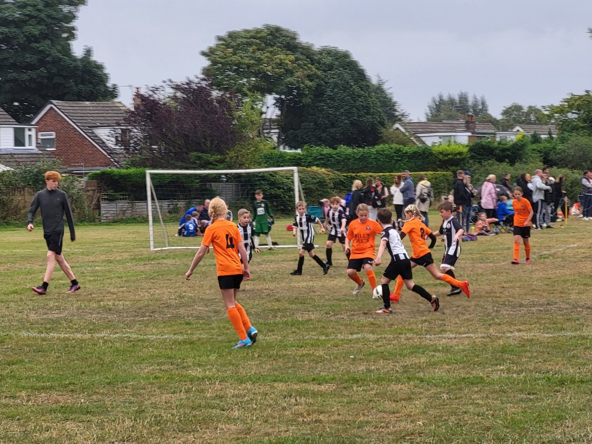 formby_cfc's tweet photo. Brilliant to watch the Phoenix girls in action yesterday-  some great play and really good team work on show too - being the only girls in the tournament didn't phase them either #thisgirlcan #Lionesses #anewpride https://t.co/CFUzHdbrSp