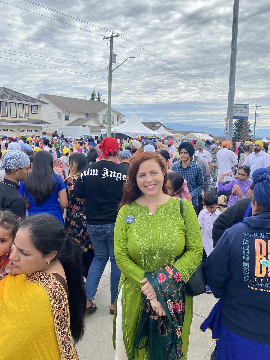 alexandriamitch's tweet photo. Great to see new and old friends at today’s #NagarKirtan procession in #Abbotsford. Our community is strengthened when we have the opportunity to learn from one another. #AlexforAbby #VoteMitchell https://t.co/Nn6mQxRzRi