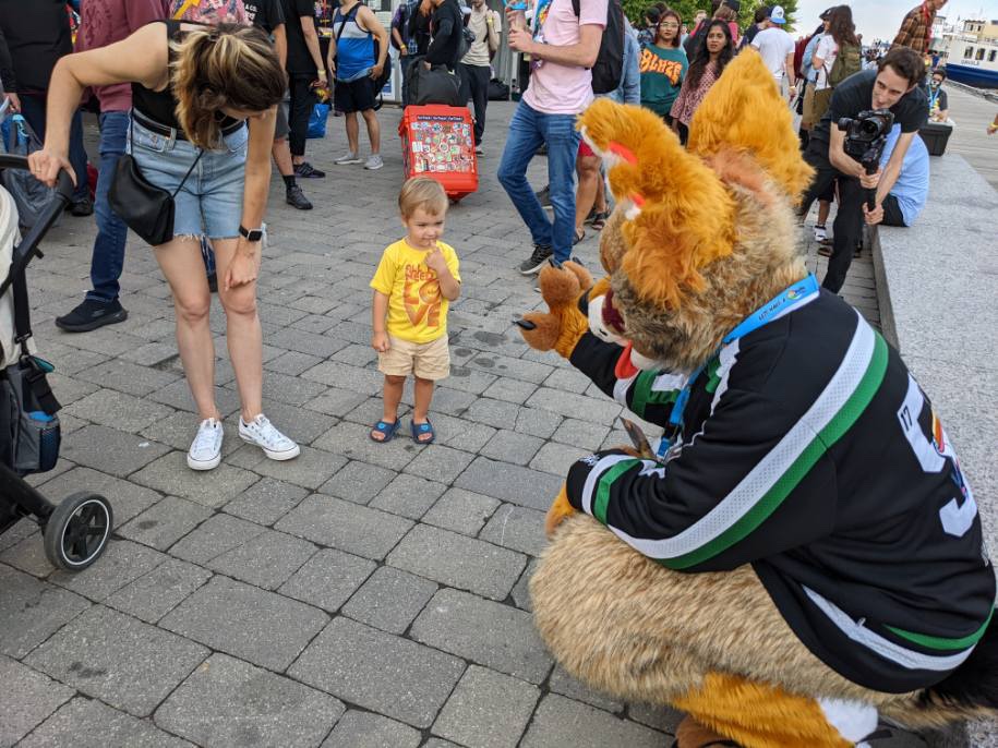 Tuff_Coyote's tweet photo. @furrykerfluffle https://t.co/2cr6LMwwGC