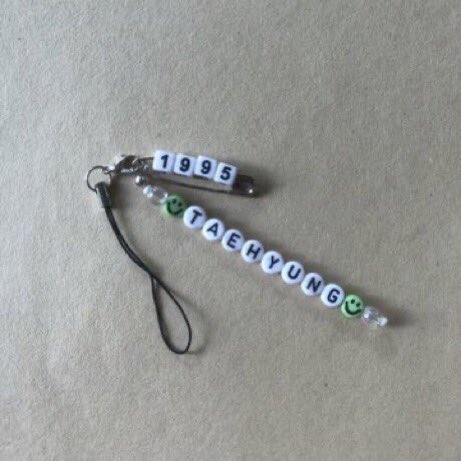 kbeadsmy's tweet photo. Bead Keychains &amp; Rings 🌈

➡️ RM5 (Keychains) // RM1.50 (Rings)
➡️ All prices are negotiable!
➡️ Customisable (You can choose your own beads, colours, &amp; wording)
➡️ DM to order or if you have any questions ☁️

#pasarBTS #pasarBTSMY https://t.co/T7XzfpdAz2
