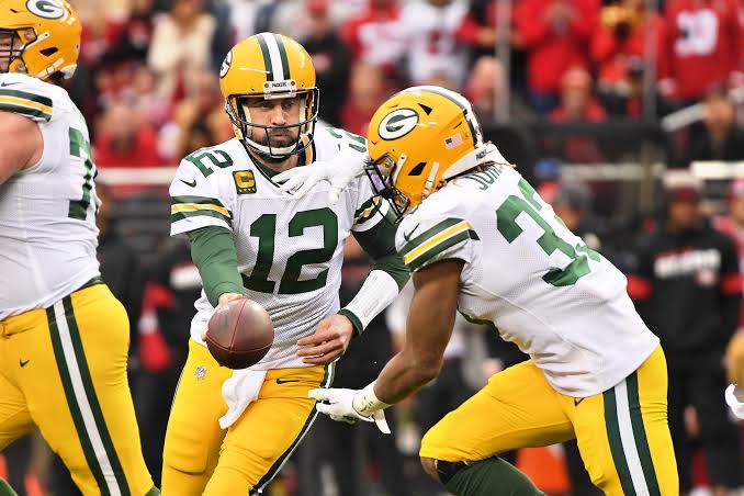 Packers_Mx's tweet photo. ATENTO AVISO:

Cancelo todas las reuniones en domingo de aquí hasta mediados de febrero, vuelve la mejor liga del mundo, vuelve la @NFL https://t.co/zC3kHhL1Zy