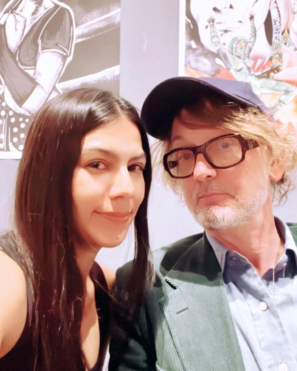 zaraliz's tweet photo. Los mejores días, las peores fotos @rabasa_eduardo #HayQueretaro22 #JarvisCocker #goodpopbadpop #popbuenopopmalo https://t.co/IvLHetuEzy