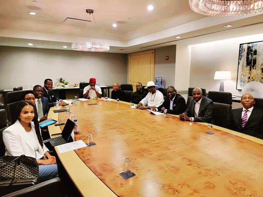 Culcid's tweet photo. @firstladyship is that you ? 

#The15thHeadies #PeterObi4President2023 https://t.co/IRO6O7o0WF
