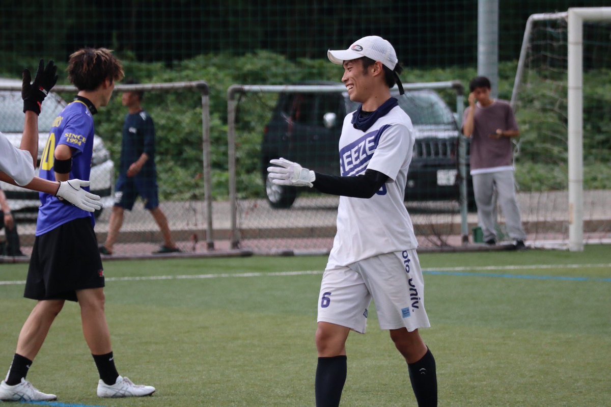 BREEZE1993's tweet photo. この大会をもって4回生と一部の3回生はBREEZEを引退となります。
これからは新体制でU21選手権、来年の学生選手権に臨むことになりますが、これからも応援よろしくお願いします🥏 https://t.co/I8mlBr9FDr