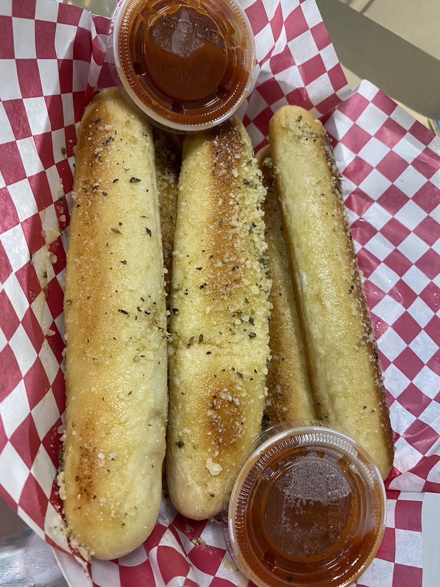 #breadsticks #garlic #parmesan #takeout Open Wed, Thurs &amp; Fri 12-8pm