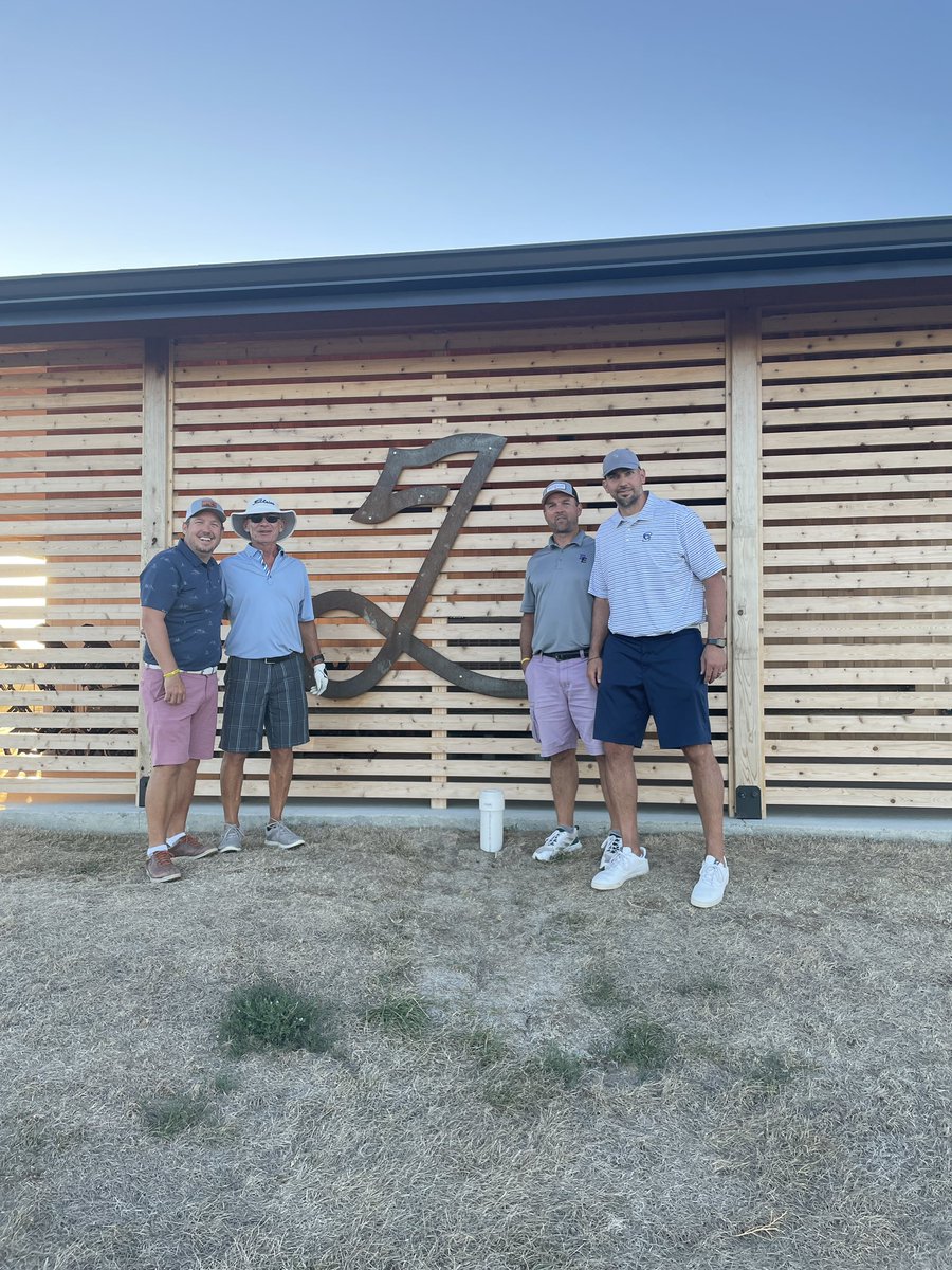 oldmud40's tweet photo. Great views, great golf, great people! @LandmandG Didn’t disappoint! Such a great mix of holes, where you have to think about every shot.#PublicGolf #ClosedItDown @BlueMoonGolfo @nakarges @MustardChris91 @wmorfeld https://t.co/NKuJVVlhoL