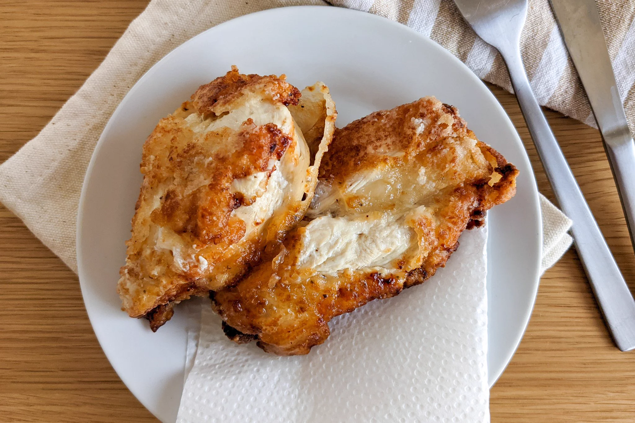パリッと食感がクセになる！今晩のおつまみに「旨塩チキン」。