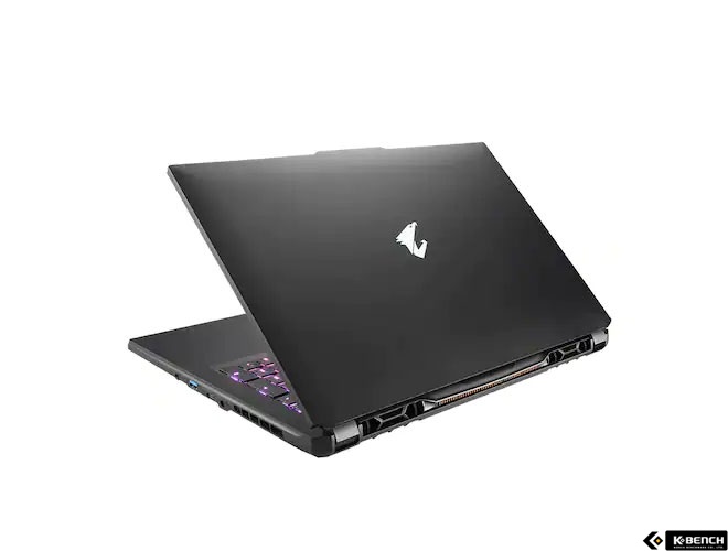 kbench.com/?q=node/236949
하이엔드 게이밍 노트북이란 바로 이런 것, 기가바이트 AORUS 17 YE