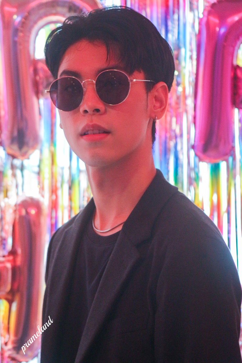 prameland's tweet photo. อายุครบ19ปีแล้วว นะค้าบบต้าวเปรม ก็ขอให้เปรมมีแต่สิ่งดีๆเข้ามานะค้าบบบ ขอให้เปรมยิ้มเยอะๆ  แล้วก็น่ารักแบบนี้ตลอดไปนะค้าบบ
 ไว้เจอกันใหม่ค้าบ HBD.🎂🎂🎂
#HappyPrameThanaDay 
@prametn https://t.co/UIYijeqwCl