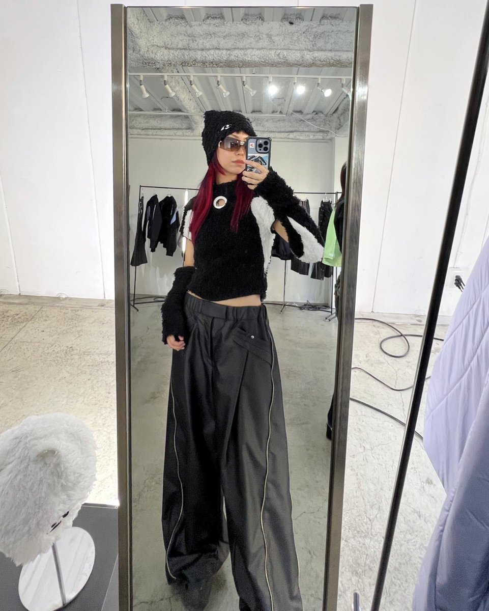 展示会いつも最高すぎます‼︎
もふもふ帽子届くの楽しみദി ᷇ᵕ ᷆ )ᶫᵒᵛᵉ☁☁𓂋⟢˖⊹<a href="/chlomagears/">chloma (JP/EN)</a>