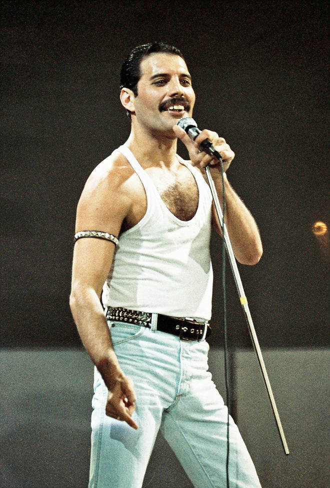 vinylnwine's tweet photo. Happy birthday, Freddie Mercury 👑

What's his best vocal performance? https://t.co/kmWlmRuCX3