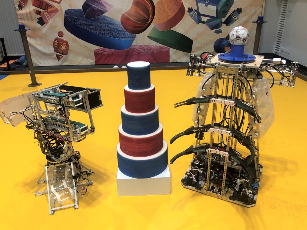 CUHKofficial's tweet photo. Congratulations! #CUHKRoboticsTeam from #CUHKEngineering triumphs at #ABURobocon in second victory for #HongKong! The event was was held online on 21 August. It is a testament to #CUHK’s top-level robotics and innovation education. Details: https://t.co/LUveQXacnj https://t.co/c03UM7wFgc