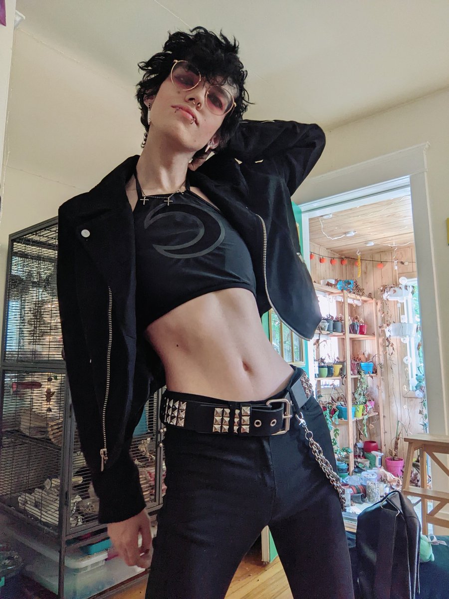 CoreviZecter's tweet photo. yearly selfie post of pictures i like for my pinned https://t.co/kxMvroaADf