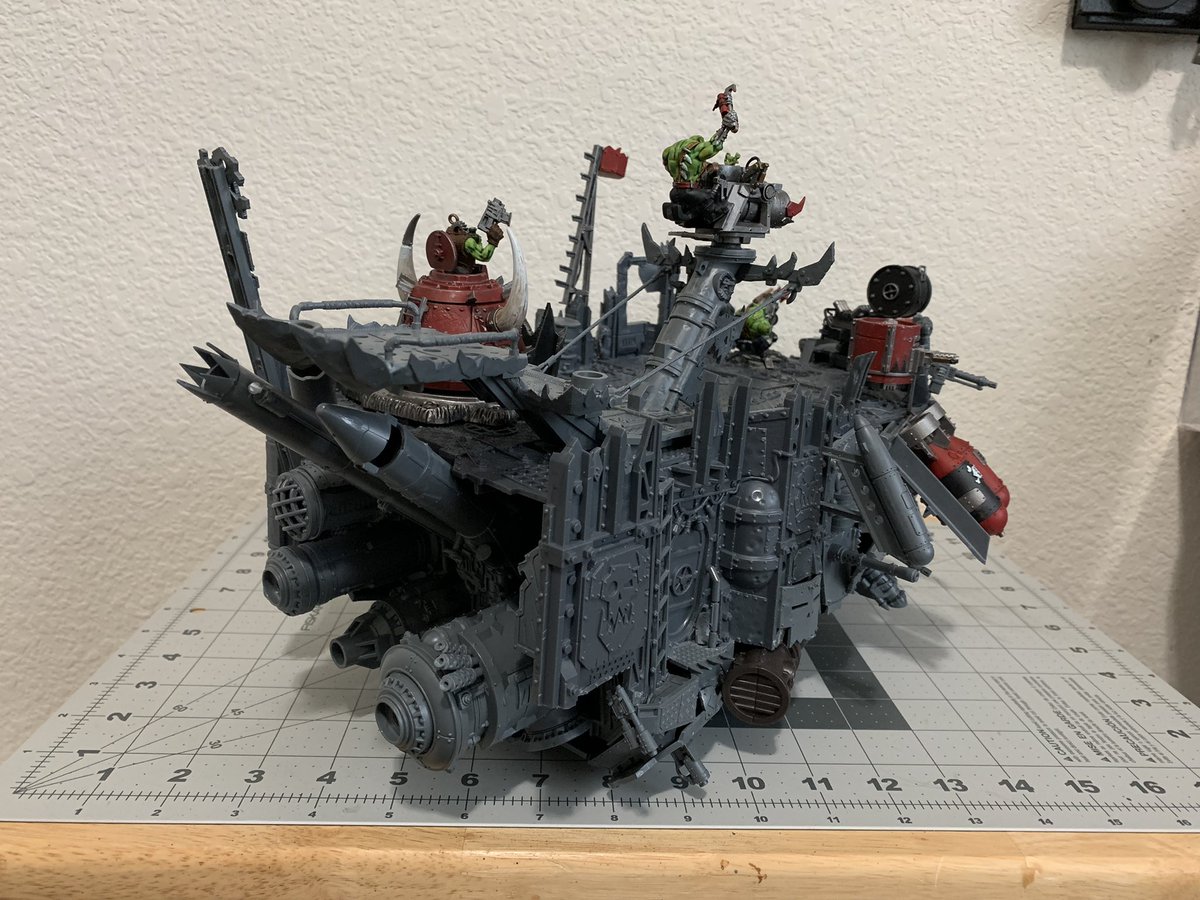 TheLilMek's tweet photo. My #OrkAirship, #DaSkyWrekka, build is complete!!!
This build has taken me 13 days shy of a year and a significant portion of my bitz box. Pictures are missing a few subassemblies and da krew. #WarhammerCommunity #WAAAGH #Freebooterz #WarHamFam #Warmongers #Orks40k #StompaWalk https://t.co/hM6zAGrNMf