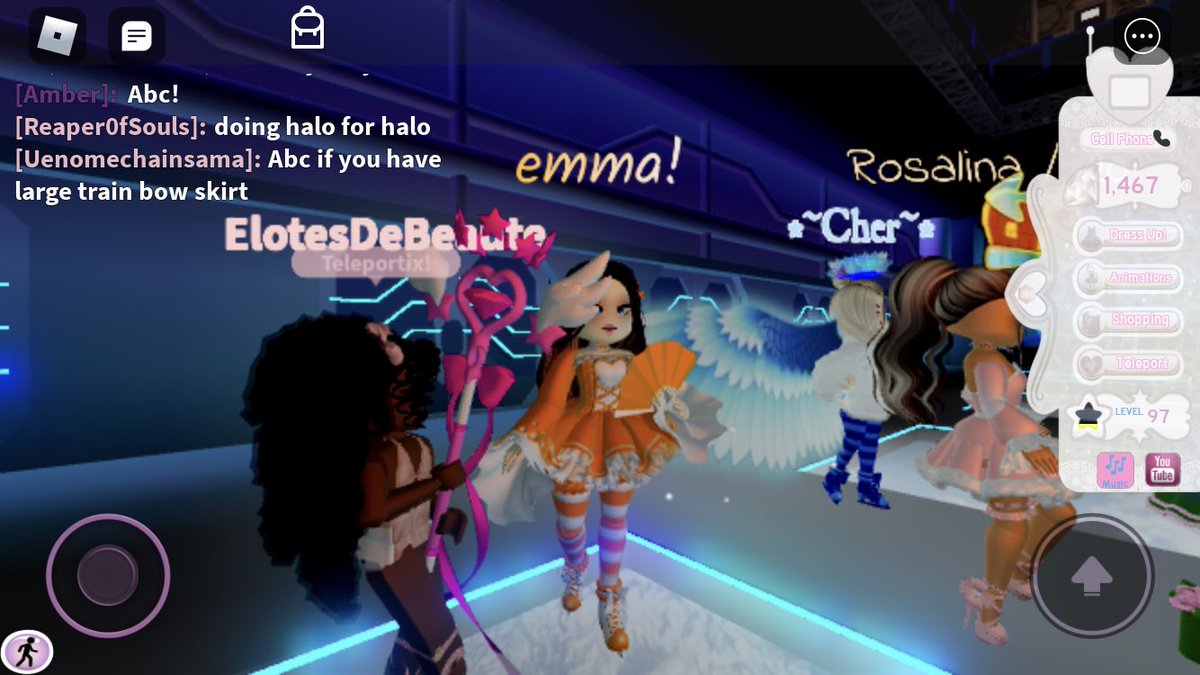 emmamayoo's tweet photo. After quitting, coming back , and quitting and then coming back . I’ve finally gotten my dream items . Everything I’ve ever wanted in royale high 😭😭 This is all thanks to my friend Ethan who’s given me motivation to restart , and the cherry blossom set (without the sandals) . https://t.co/WQHiWtsXFx