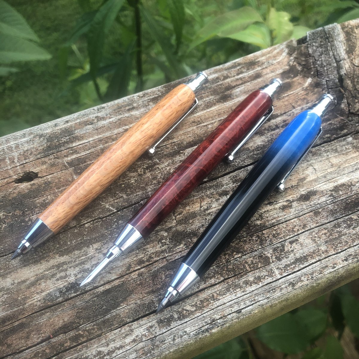 inkslingerpens's tweet photo. I am riding 400 miles this month on my bicycle to try to raise $1000 to fight kids cancer. Everyone who donates to my ride will be entered to win a custom clutch holder. Dm me a screenshot of your donation. Donate and repost for 2 entries. https://t.co/c5bSbJtNTx https://t.co/W0Eywi7JqG