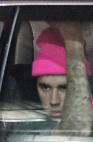 idkmerilyn's tweet photo. Justin pra mídia 😡 X Justin pra gente 😍🤏🏻
NUNCA ERROU https://t.co/B8TJAH35m5