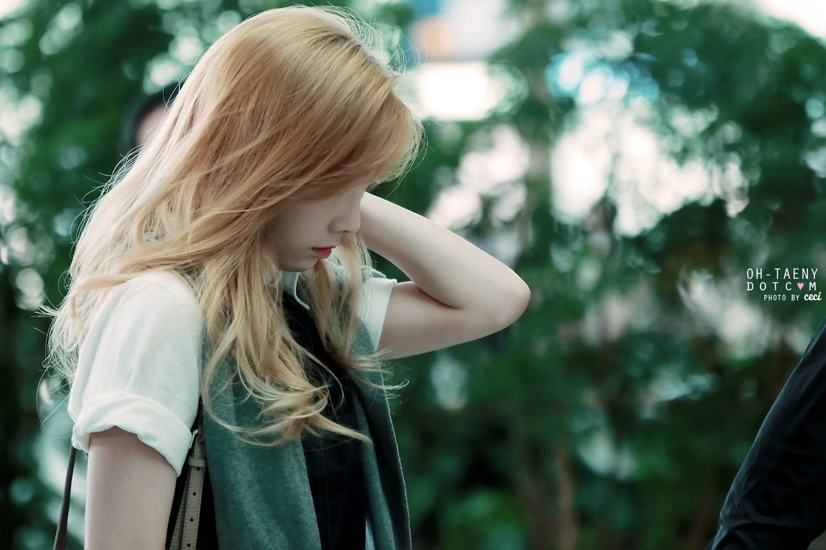 hourlytaeyeon's tweet photo. #TodayWithTaeyeon #TAEYEON #태연 

♡ 140906 Incheon Airport https://t.co/xfPbpzje7U
