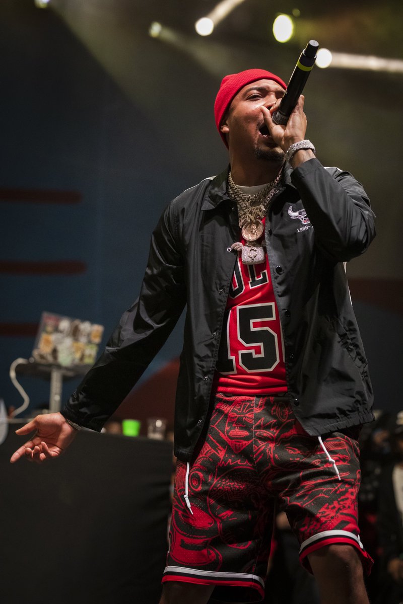 MrJesusJMontero's tweet photo. From the East Side, representing Chicago worldwide, a beloved progenitor of drill music @gherbo closed the second night of the inaugural Bulls Fest.
Shot for @TimeOutChicago. #GHerbo #BullsFest #ChicagoBulls #TimeoutChicago https://t.co/nuHYxogxh2