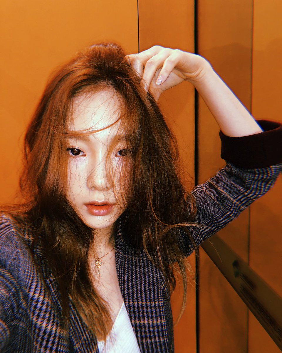 hourlytaeyeon's tweet photo. #TodayWithTaeyeon #TAEYEON #태연 

♡ 180906 IG https://t.co/76lFb64Qs8
