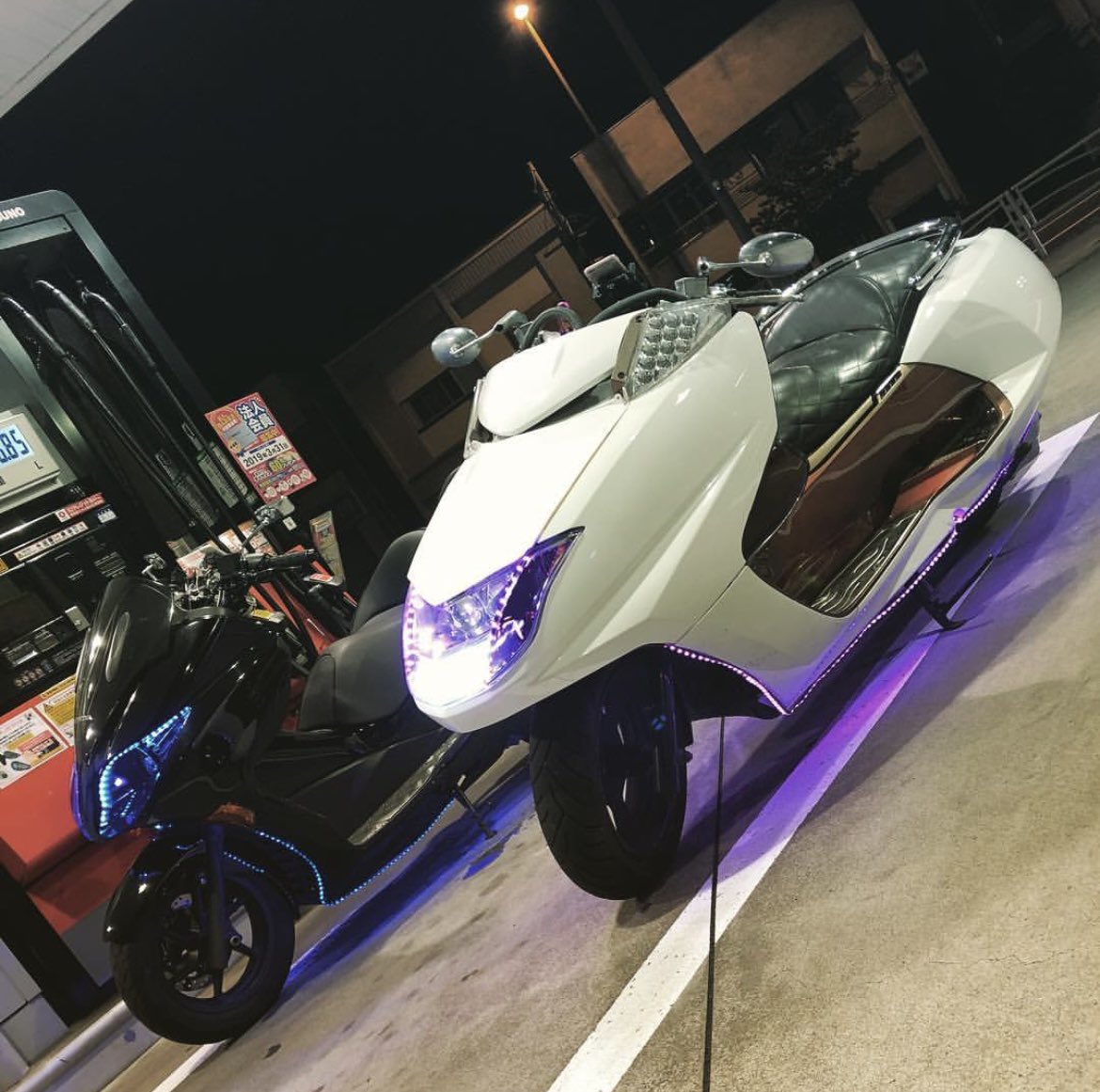 gsx4oo_impulse's tweet photo. 譲って名義変更されないまま音信不通になりました。
ナンバーがつけられてる車体も変わってるかもしれません。
警察も対応してくれないので見かけたらご一報頂けると有り難いです。

#神奈川
#横浜
#マグザム
#盗難 https://t.co/03eBExHh5h