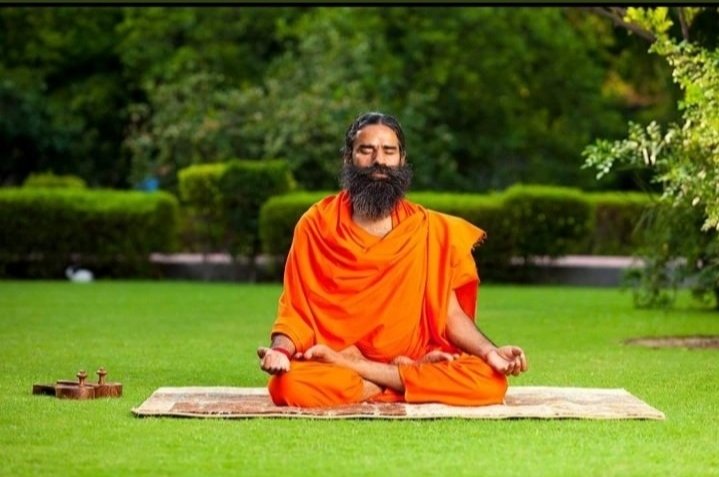 BhabnaPanday's tweet photo. शिक्षक दिवस के उपलक्ष में हमें शिक्षा देने वाले हमारे गुरु स्वामी रामदेव जी के चरणों में हम सभी का शत-शत नमन हृदय से https://t.co/WFM0K8ZnkV