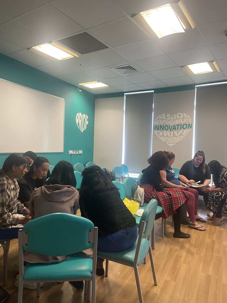 PaedsPDN_BHRUT's tweet photo. Here’s a sneak peek of one of our Winter Preparation Study days 👩🏼‍🎓 Was great to see everyone working together and getting stuck in! #wintersurgeNHS #Paedsrock #nursingeducation #cpap #optiflow https://t.co/WOv6DSS4zM