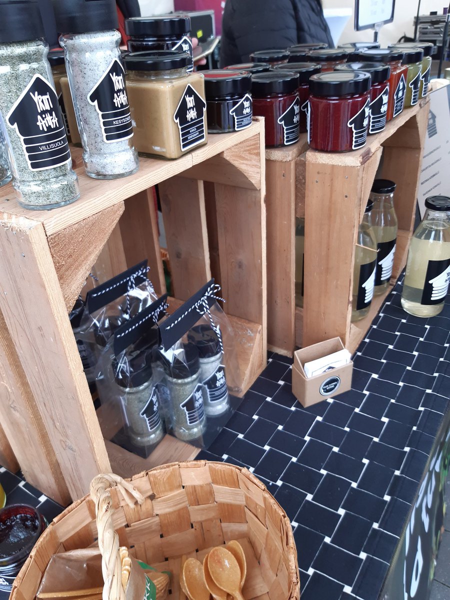 MirjaVehkapera's tweet photo. Hyvää yrittäjän päivää! Oulussa monen yrittäjän lähiruokatuotteita jo yhteisen merkin alla Arctic Food #arcticfoodlab @Oulu2026offici https://t.co/NCgMz0aKTp