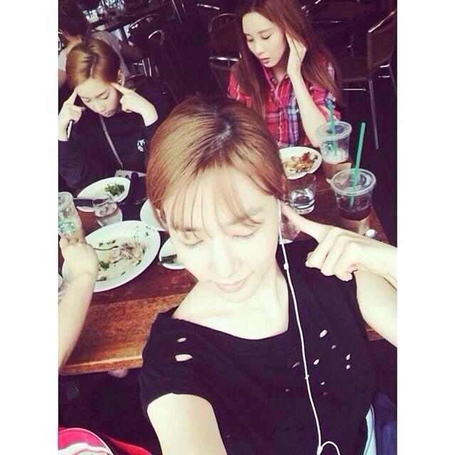 hourlytaeyeon's tweet photo. #TodayWithTaeyeon #TAEYEON #태연 

♡ 140907 IG https://t.co/VUF2j6y1X4