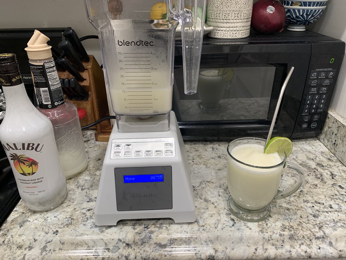 surferdog03's tweet photo. Here’s to your labor’s! And the laboring labors who will be laboring this Labor Day. #drink #cheers #LaborDay #Malibu #Rum #Blendtec #FinestCall #PiñaColada https://t.co/W9n0fQIm0o