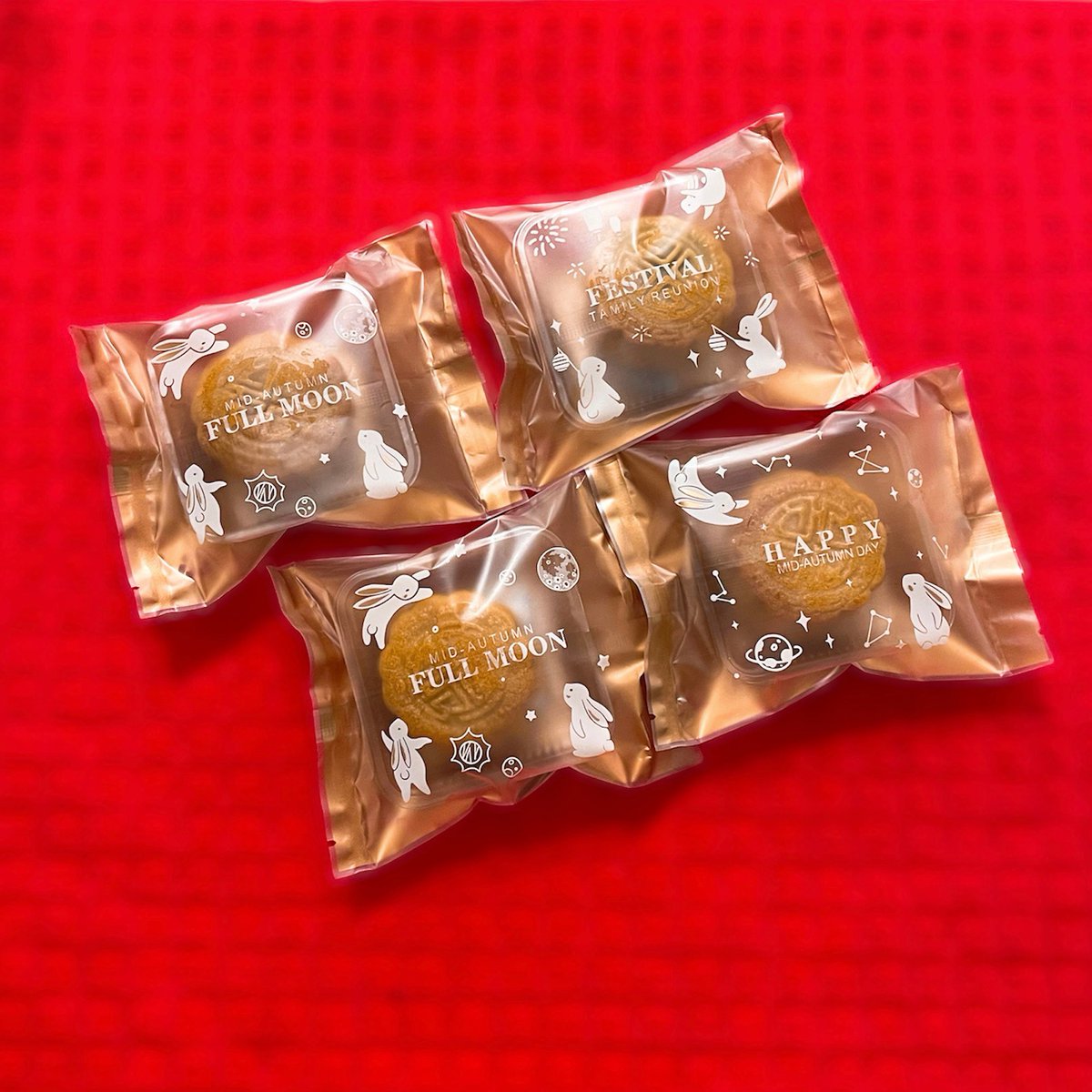 kiwigummy's tweet photo. Homemade by Mom!
媽整的餅,我負責做包裝女工。人靠衣裝,餅靠包裝,今年的出品都見得吓人。整咗三十幾個派街坊,自家keep兩個意思吓就算,傳統款不是我杯茶。
#在加港生活
#MadeEverythingFromScratch https://t.co/iLs5zxgbhT