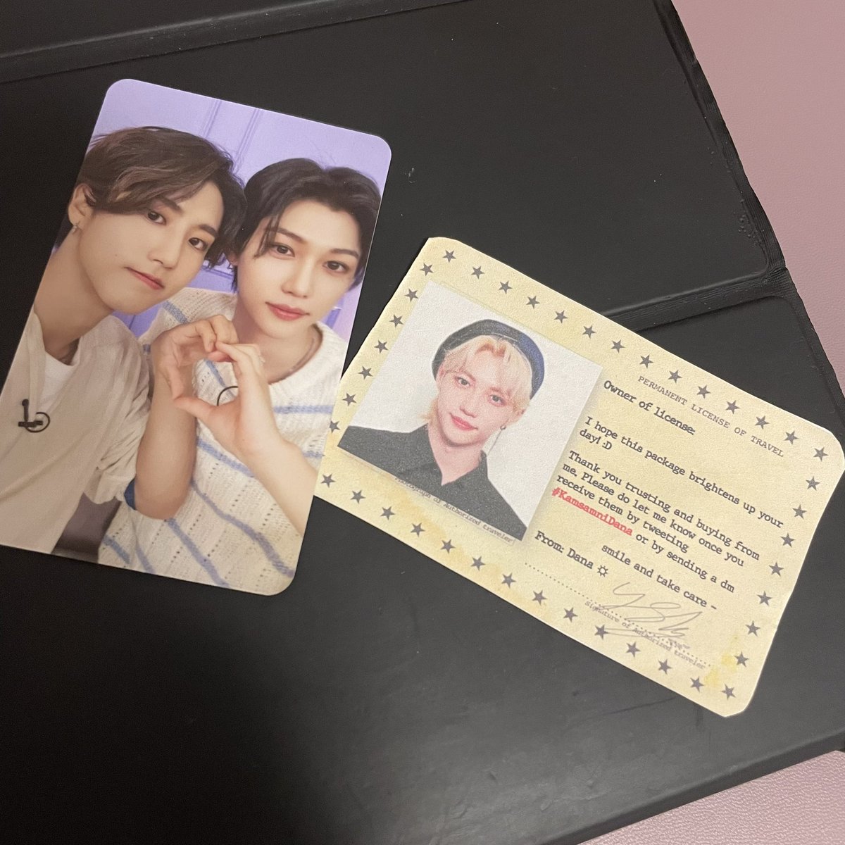 felixuhhh's tweet photo. aaaaaaaa late feedbacks pero ito na po 🥹❤️ umuwi na ang mga orders and super safe dumating tysm sa inyo ❤️

#KamsamniDana #maxhjscartproof @maxhjscart @yongbokiecart #fromcine @atthaph1 #sentbyzay @bbokmails https://t.co/YbikKkvJWd