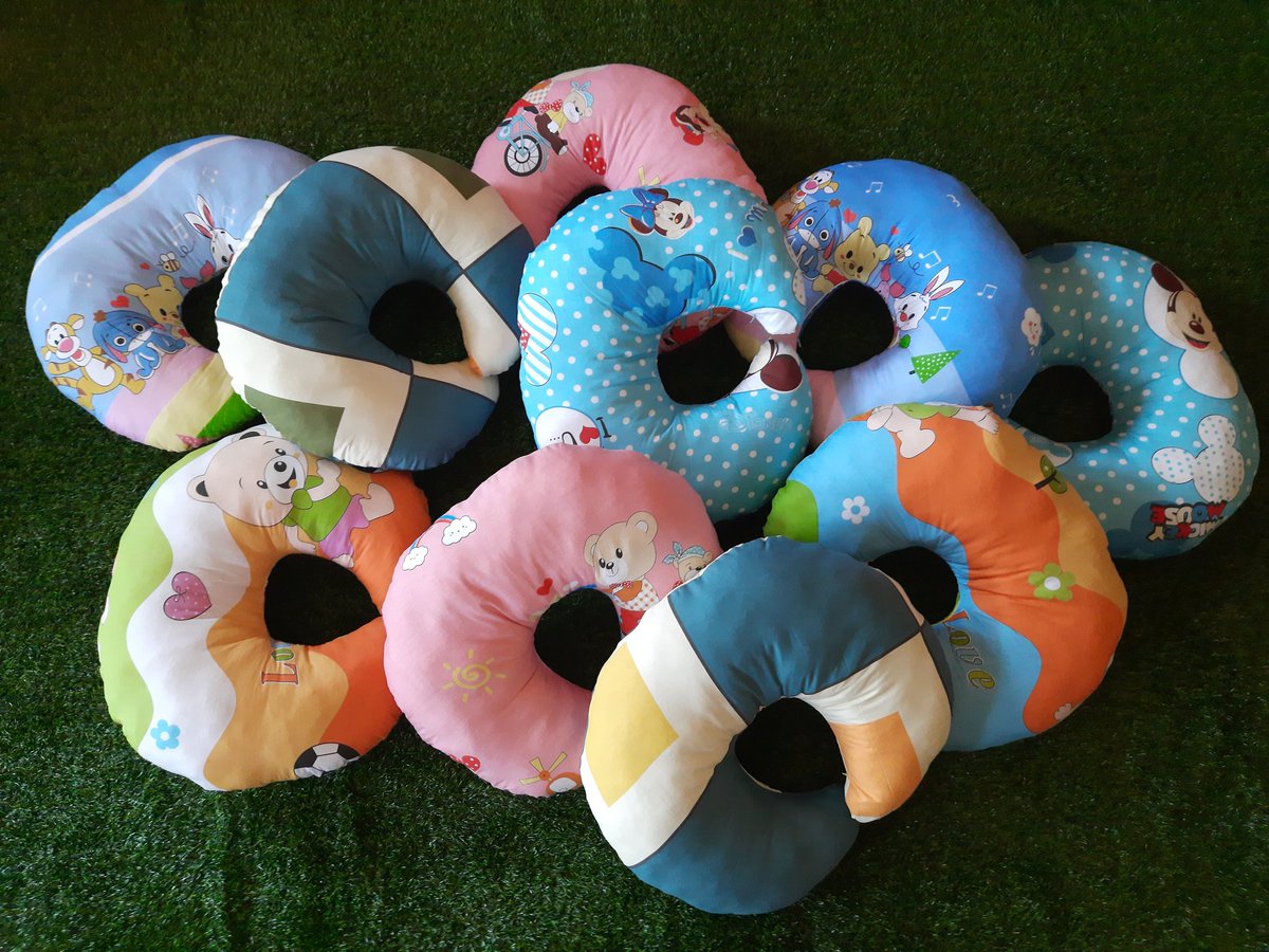 giselda_baby's tweet photo. Nursing / breastfeeding pillows, pregnancy/ maternity pilows, crib bumpers available for retail and wholesale.
+256 774 063 339
#pillows #nursingpillows #breastfeedingpillows #pregnancypillows #maternitypillows #cribbumpers #cotbumpers #snugglemepillows https://t.co/h1QSeBgpcC