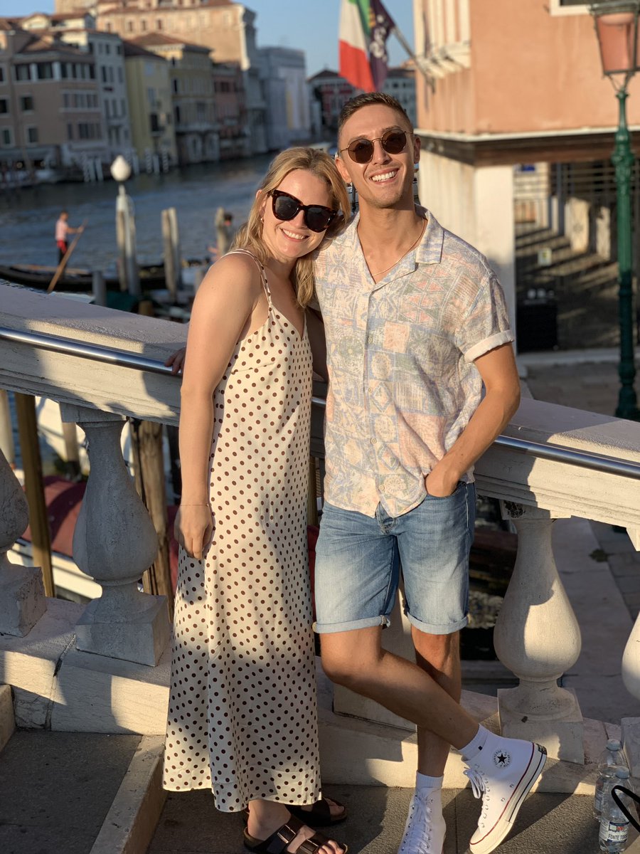 Caught another bargain Ryanair flight and reunited with my number 1 Canuck in stunning Venice. Beautiful city and with Aperol Spritz for €3.50 you can’t not have a good time 🇮🇹